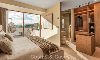 Elegante casa adosada lista para entrar a vivir con 4 dormitorios en venta en Aloha, Nueva Andalucía, Marbella 793252 