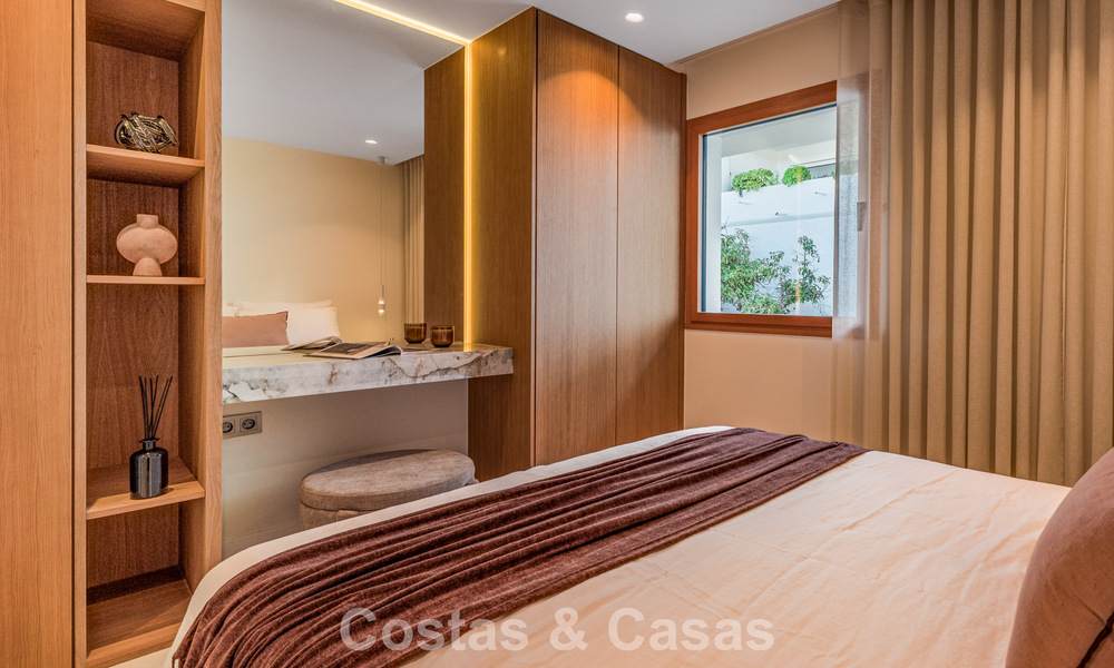 Elegante casa adosada lista para entrar a vivir con 4 dormitorios en venta en Aloha, Nueva Andalucía, Marbella 793256