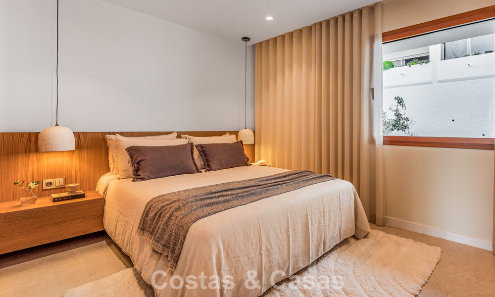 Elegante casa adosada lista para entrar a vivir con 4 dormitorios en venta en Aloha, Nueva Andalucía, Marbella 793257