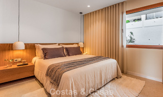 Elegante casa adosada lista para entrar a vivir con 4 dormitorios en venta en Aloha, Nueva Andalucía, Marbella 793257 