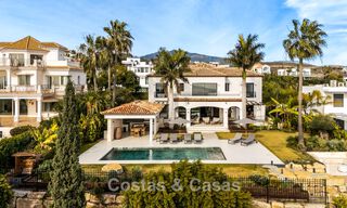 Villa mediterránea contemporánea lista para entrar a vivir, con vistas al mar sin interrupciones, en venta en Benahavís - Marbella 793405 