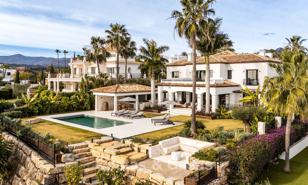 Villa mediterránea contemporánea lista para entrar a vivir, con vistas al mar sin interrupciones, en venta en Benahavís - Marbella 793406