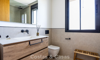 Villa mediterránea contemporánea lista para entrar a vivir, con vistas al mar sin interrupciones, en venta en Benahavís - Marbella 793407 