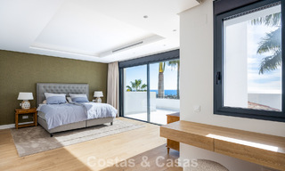 Villa mediterránea contemporánea lista para entrar a vivir, con vistas al mar sin interrupciones, en venta en Benahavís - Marbella 793415 