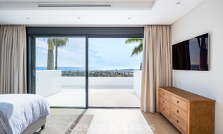 Villa mediterránea contemporánea lista para entrar a vivir, con vistas al mar sin interrupciones, en venta en Benahavís - Marbella 793419 