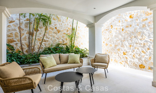 Villa mediterránea contemporánea lista para entrar a vivir, con vistas al mar sin interrupciones, en venta en Benahavís - Marbella 793422 