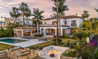 Villa mediterránea contemporánea lista para entrar a vivir, con vistas al mar sin interrupciones, en venta en Benahavís - Marbella 793452 