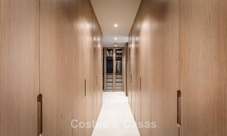 Exclusivo apartamento con jardín y piscina privada en venta en Aloha, Nueva Andalucía, Marbella 793467 