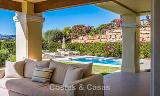 Exclusivo apartamento con jardín y piscina privada en venta en Aloha, Nueva Andalucía, Marbella 793477 