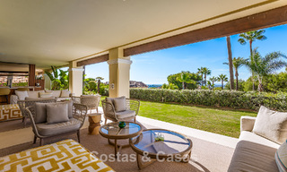 Exclusivo apartamento con jardín y piscina privada en venta en Aloha, Nueva Andalucía, Marbella 793482 