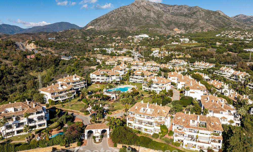 Apartamento listo para entrar a vivir, contemporánea, con 4 dormitorios en venta en la Milla de Oro de Marbella 793582