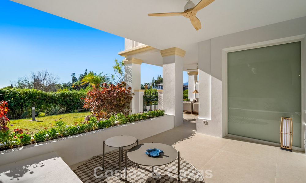 Apartamento listo para entrar a vivir, contemporánea, con 4 dormitorios en venta en la Milla de Oro de Marbella 793603