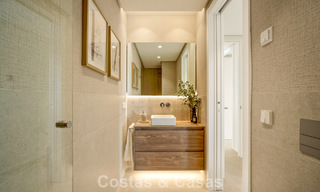 Apartamento listo para entrar a vivir, contemporánea, con 4 dormitorios en venta en la Milla de Oro de Marbella 793613 