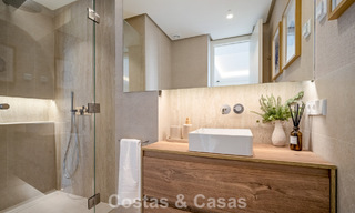 Apartamento listo para entrar a vivir, contemporánea, con 4 dormitorios en venta en la Milla de Oro de Marbella 793619 