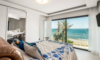 Adosada moderna y lujo, lista para entrar a vivir, en venta, con vistas frontales al mar, a poca distancia a pie del centro de Estepona 793223 