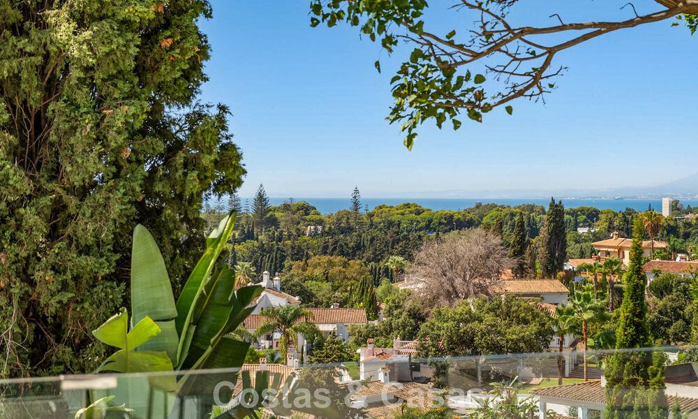 Elegante villa moderna a poca distancia de la playa en venta en Elviria, al este del centro de Marbella 793662