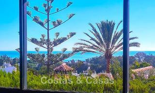 Elegante villa moderna a poca distancia de la playa en venta en Elviria, al este del centro de Marbella 793671 