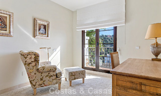 Adosado con vistas panorámicas y amplio jardín en venta en una exclusiva urbanización con campo de golf en Benahavís - Marbella 793711 