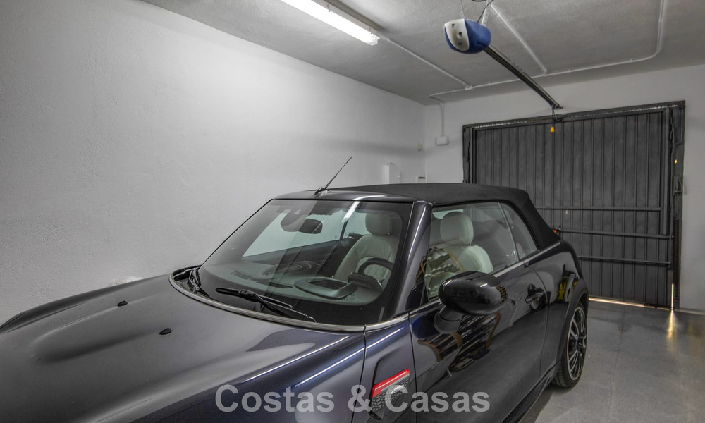 Adosado con vistas panorámicas y amplio jardín en venta en una exclusiva urbanización con campo de golf en Benahavís - Marbella 793716