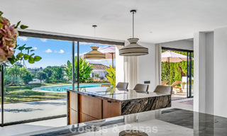 Villa familiar renovada de alta calidad en venta en la codiciada zona de golf de Nueva Andalucía, Marbella 793183 