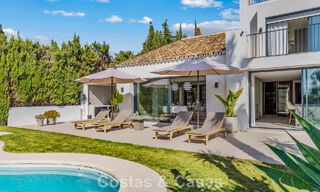 Villa familiar renovada de alta calidad en venta en la codiciada zona de golf de Nueva Andalucía, Marbella 793189 