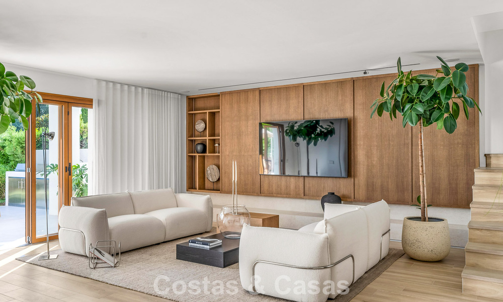 Elegante apartamento dúplex con jardín privado en venta, colindante al campo de golf de Nueva Andalucía, Marbella 793116