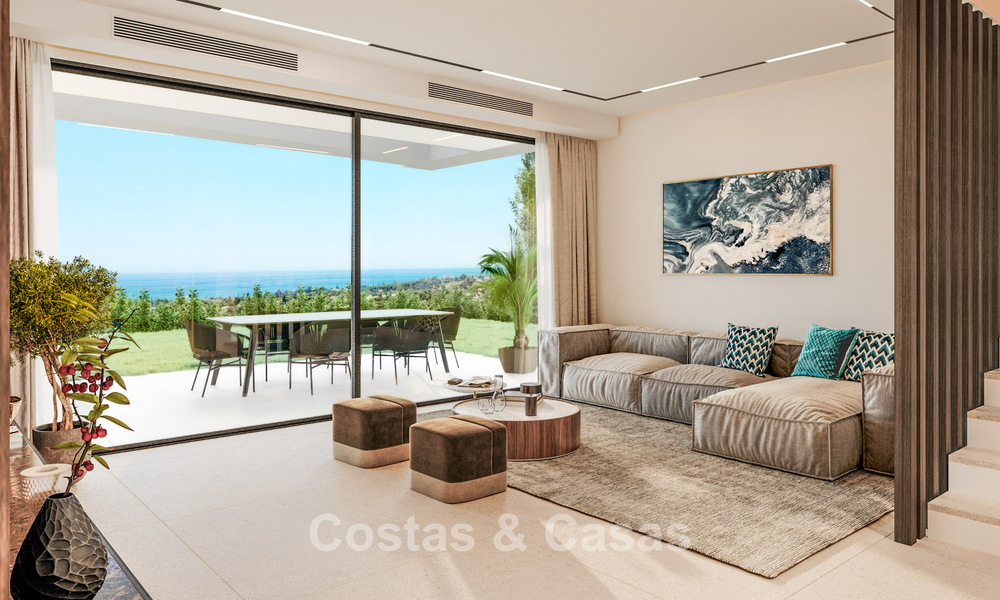 ¡Lanzamiento! Villas adosadas modernas con vistas al mar en venta en un complejo estilo resort en Elviria, Este de Marbella 793148