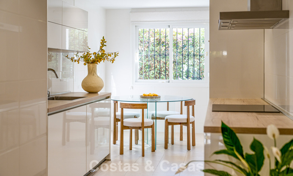 Elegante apartamento en planta baja con jardín privado en venta en Sierra Blanca, Marbella 793878