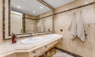 Elegante apartamento en planta baja con jardín privado en venta en Sierra Blanca, Marbella 793880 