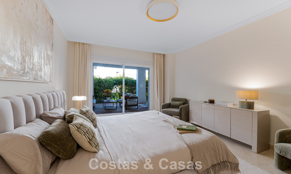 Elegante apartamento en planta baja con jardín privado en venta en Sierra Blanca, Marbella 793885