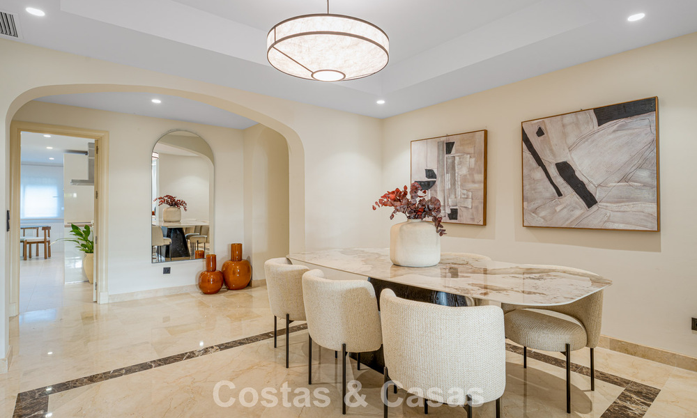 Elegante apartamento en planta baja con jardín privado en venta en Sierra Blanca, Marbella 793892