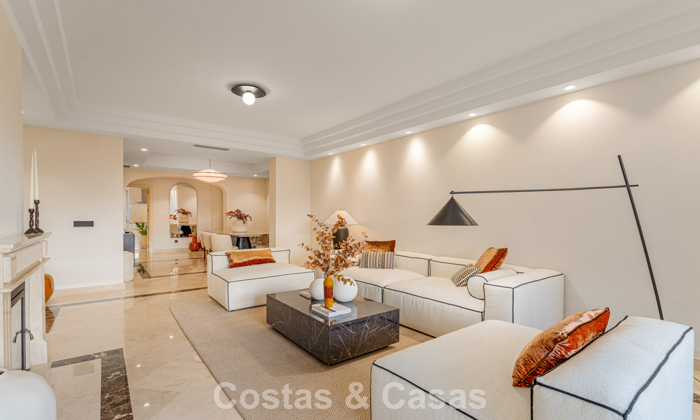 Elegante apartamento en planta baja con jardín privado en venta en Sierra Blanca, Marbella 793895