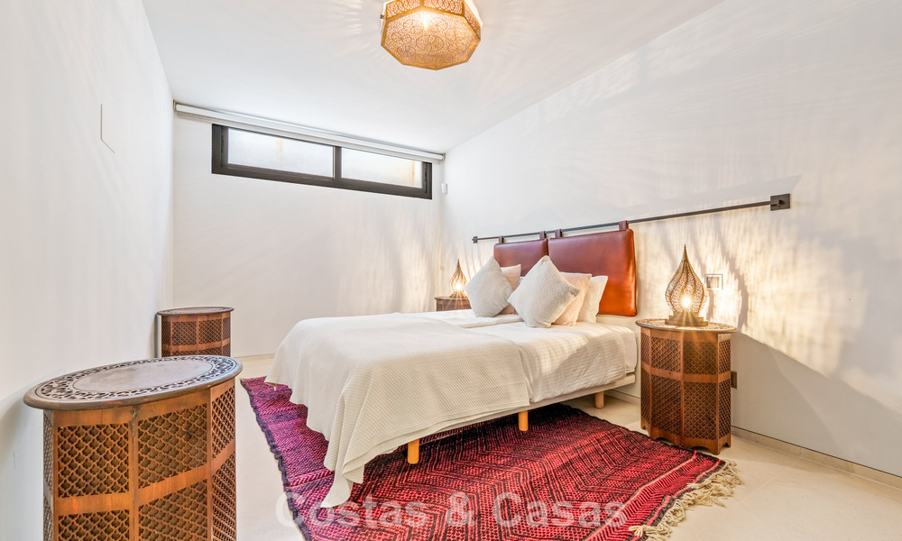 Exclusiva villa de lujo de diseño modernista en venta en el Valle del Golf de Nueva Andalucía, Marbella 793918