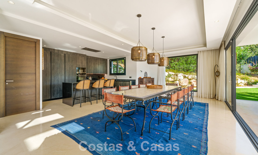 Exclusiva villa de lujo de diseño modernista en venta en el Valle del Golf de Nueva Andalucía, Marbella 793937