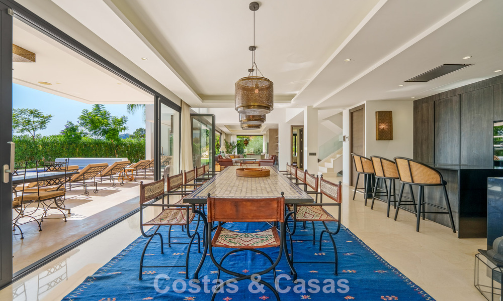 Exclusiva villa de lujo de diseño modernista en venta en el Valle del Golf de Nueva Andalucía, Marbella 793939
