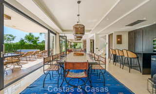 Exclusiva villa de lujo de diseño modernista en venta en el Valle del Golf de Nueva Andalucía, Marbella 793939 