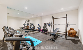 Exclusiva villa de lujo de diseño modernista en venta en el Valle del Golf de Nueva Andalucía, Marbella 793959 