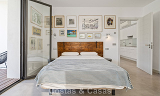 Amplia villa moderna con casa de invitados independiente en venta en El Madroñal, Benahavís - Marbella 794051 