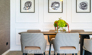 Apartamento dúplex listo para entrar a vivir, lujosamente reformado, en venta en las colinas de Marbella - Benahavís 794098 