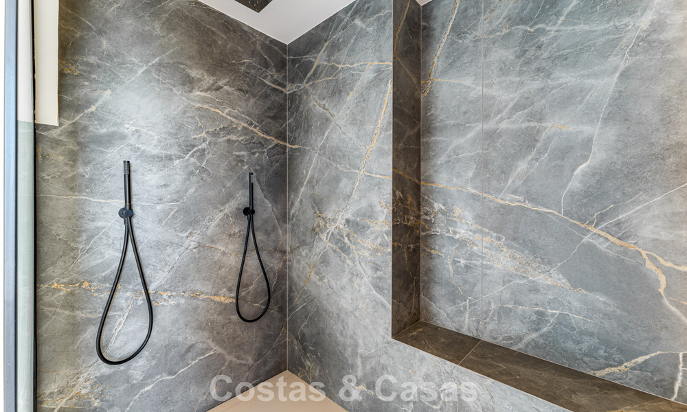 Ático de diseño escandinavo exclusivo con vistas de 180° en venta en Benahavís - Marbella 794173