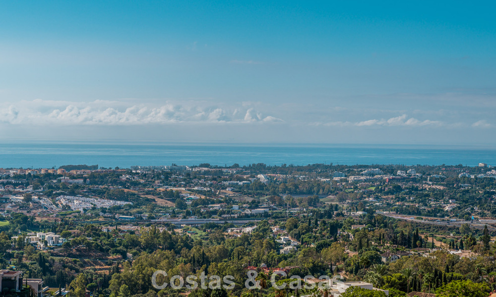 Ático de diseño escandinavo exclusivo con vistas de 180° en venta en Benahavís - Marbella 794181