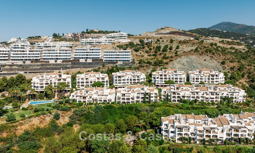 Apartamento reformado y listo para entrar a vivir con vistas al mar en La Quinta Golf Resort, Benahavís - Marbella 794230