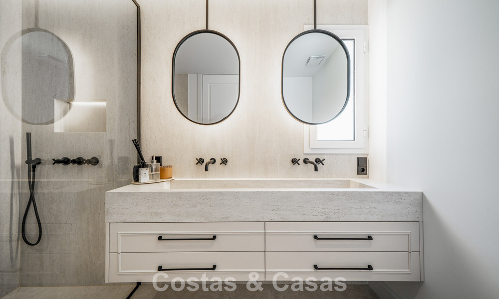 Apartamento reformado y listo para entrar a vivir con vistas al mar en La Quinta Golf Resort, Benahavís - Marbella 794239