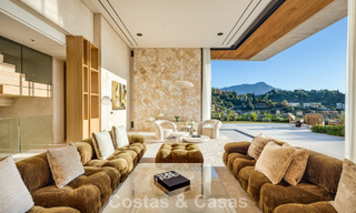 Villa de lujo totalmente nueva con vistas panorámicas en venta en la urbanización cerrada de El Madroñal, Benahavis - Marbella 794206 