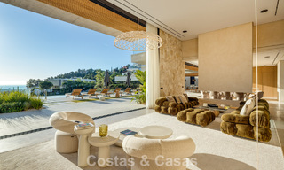 Villa de lujo totalmente nueva con vistas panorámicas en venta en la urbanización cerrada de El Madroñal, Benahavis - Marbella 794207 