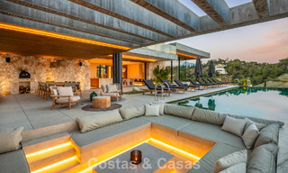 Villa de lujo totalmente nueva con vistas panorámicas en venta en la urbanización cerrada de El Madroñal, Benahavis - Marbella 794226 