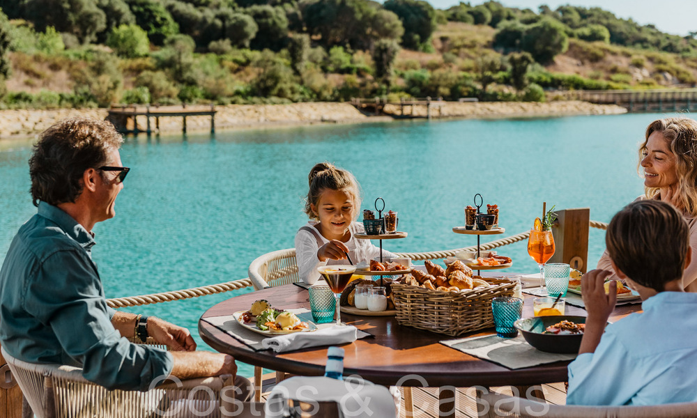 Viviendas de lujo exclusivas en venta en un resort privado y cerrado en Sotogrande, Costa del Sol 794361