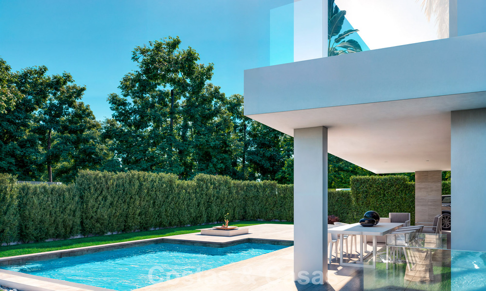 2 Villas de lujo nuevas en venta a poca distancia a pie de una casa club de golf en la New Golden Mile, Marbella - Estepona 794256