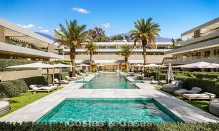 Apartamentos avanzados en venta a poca distancia a pie de una casa club de golf en la New Golden Mile, Marbella - Estepona 794560 