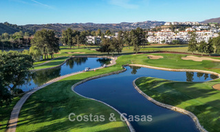 Nuevos apartamentos modernos con vistas fenomenales en venta en Mijas Costa, Costa del Sol 794599 